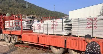 铜仁 芝麻灰花岗岩光面毛板出货日常