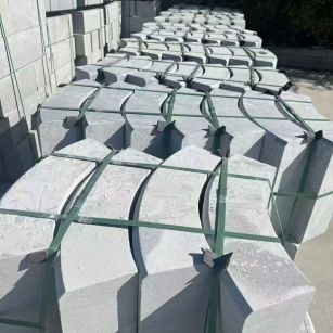 铜仁 芝麻灰弧形路沿石