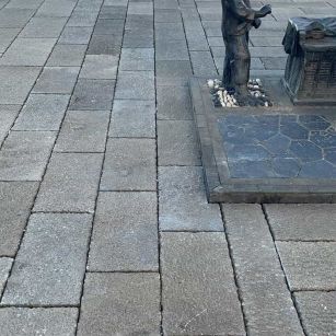 铜仁仿古石铺装效果