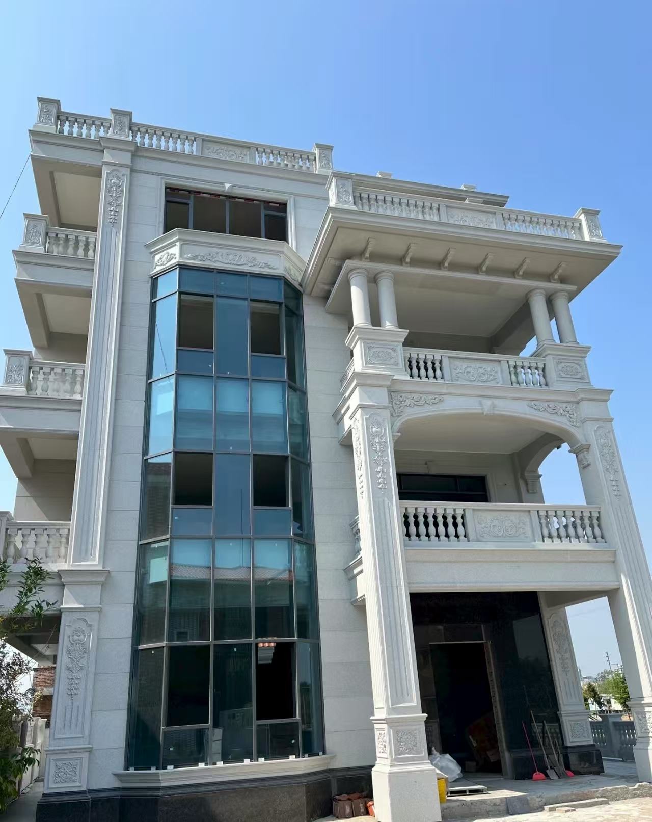 铜仁 芝麻白花岗岩别墅外墙干挂效果展示